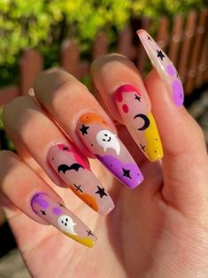 @Primepickshub | Linktree Black Halloween Nails, Holloween Nails, Unghie Nail Art, Halloween Acrylic Nails, Cute Halloween Nails, Pumpkin Nails, October Nails, Halloween Nail Designs, Halloween Nail