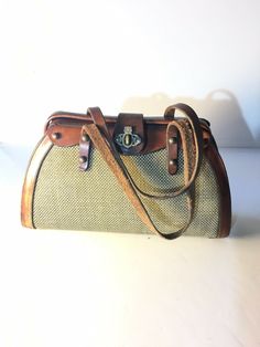 RARE Vintage 1960s JOHN ROMAIN Tweed Doctor Style Handbag. Some dirty areas/stains on bottom of purse. Very nice condition otherwise. Shipped with USPS Priority Mail. Doctor Style, Dream Bags, Pocket Books, Style Goals, Italian Villa, Vintage Handbag, Etienne Aigner, Vintage Purses, Vintage Purse