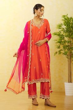 Buy Orange Pure Spun Silk Hand Embroidered Floral Round Kurta Pant Set For Women by Surbhi shah Online at Aza Fashions. Shaded Dupatta, Kurta Pant Set, Silk Kurta, Fashion Designing, Women Kurta, Straight Kurta, Kurta With Pants, Silk Dupatta, Pant Set