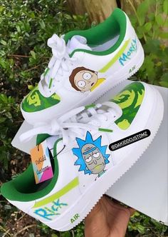 Nike Shoes Women Fashion, Painted Shoes Diy, Custom Sneakers Diy, Painted Clothes Diy, Custom Painted Shoes, Custom Shoes Diy, Nike Shoes Girls, Nike Fashion Shoes, Jordan Shoes Retro