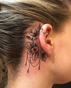 #Relationship# fashion# diy Face Tattoos For Women, Side Neck Tattoo, Tato Henna, Tasteful Tattoos, Face Tattoos, Elegant Tattoos