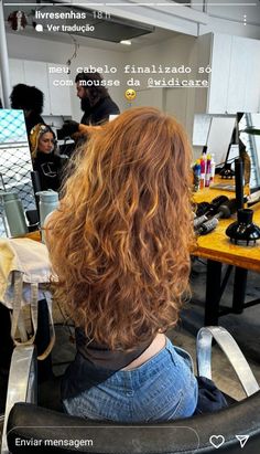 Savannah Montano Hair, Ginger Wavy Hair, Blonde Curly Hair Natural, Ginger Curly Hair, Curly Ginger Hair, Waist Length Hair, Short Curly Haircuts, Mixed Hair, Hair Tattoos