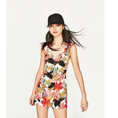 Floral Romper From Zara, Looks Like Skirt From The Front But Shorts Underneath. Ruffled Straps. Never Worn. Summer Stretch Mini Dress With Floral Print, Tropical V-neck Mini Dress With Floral Print, Tropical Floral Print V-neck Mini Dress, Tropical Mini Dress With Floral Print And V-neck, Summer Playsuits, Honeymoon Wardrobe, Zara Shop, Strappy Jumpsuit, Look Zara