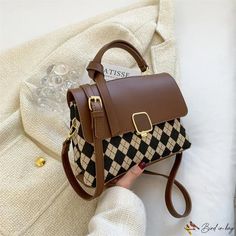 Bird in Bag - New women's bags fashion retro rhombus handbag small square bag shoulder crossbody casual small bags Cambridge Bag, Street Trends, Women Bags Fashion, Bags Fashion, Sewing Thread, Small Handbags, Bird In Bag, Square Bag, Louis Vuitton Speedy Bag