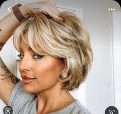 Short Hairstyles With Bangs For Women Over 50, Hairstyles 2024, Medium Bob, Chin Length Hair, Haircut Styles, Haircuts For Medium Hair, Cute Hairstyles For Short Hair, Short Hair Haircuts, Short Hair With Layers