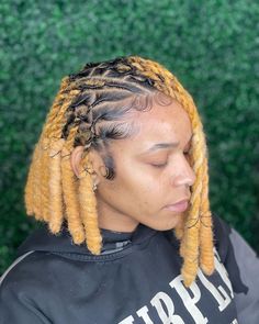 Loc Hairstyles For Women, Lock Hairstyles, Blonde Locs, Locs Journey, Dreadlocks Styles, Loc Updo, Natural Hair Weaves