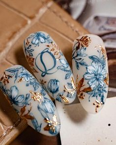 China Blue Nails, China Plate Nails, Regency Nails, Chinoiserie Nails, Museum Nails, Art Nouveau Nails, Nail August, Marie Antoinette Nails, Cameo Nails