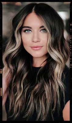 Hair Color Idea Dark Hair With Blonde Face Framing, Smoky High Contrast Hair, Smokey High Contrast Hair, Dark Brown Hair Peekaboo Highlights, Brown Hair Trends 2023, Dark Hair For Blue Eyes, Brunette Hair Color Ideas For Summer Dark, Summer Hair Color For Brunettes 2023, 2023 Brown Hair Trends