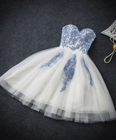 Formal Dresses Knee Length, Short Semi Formal Dresses, White Prom, Hoco Dresses Short, Junior Prom Dresses, Blue Homecoming Dresses, Short Prom Dress, White Tulle, Sweet 16 Dresses