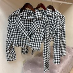 100% Polyester Hand-Wash Cold Line Dry Black And White White Houndstooth Outerwear For Spring, Trendy White Houndstooth Outerwear, Chic White Cropped Jacket For Fall, White Houndstooth Blazer In Chic Style, Hot Pink Blazers, Chiffon Jacket, Zara Basics, Fall Blazer, Rundholz Black Label