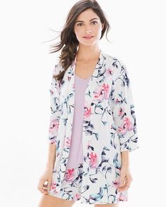 White Tops With Kimono Sleeves For Spring, Spring Loungewear Tops With Kimono Sleeves, Elegant Spring Wrap Sleepwear, Casual 3/4 Sleeve Spring Sleepwear, Summer Sleepwear With 3/4 Sleeves, Spring Sleepwear With 3/4 Sleeves, Casual Spring Sleepwear With 3/4 Sleeve, Elegant Relaxed Fit Sleepwear For Spring, Chic Long Sleeve Sleepwear For Spring