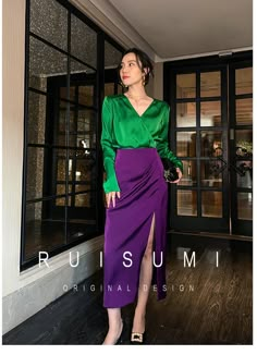 Brand: Rui Sumi Size: SML Color : Green + purple suit + belt Season: Spring SIZING CHART (cm) SIZE SHOULDER WIDTH CHEST CIRCUMFERENCE CLOTH LENGTH SLEEVE LENGTH S 39 94 77 58 M 40 98 78.5 59 L 41 102 80 60 Dark Purple Top Outfit Color Combos, Purple Elegant Outfit, Purple And Green Outfits For Women, Purple Silk Skirt Outfit, Colorful Suits For Women, Violet Skirt Outfit, Dark Purple Skirt Outfit, Purple Skirt Outfit Ideas, Green And Burgundy Outfit