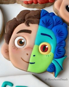 Luca Cookies Decorated, Luca Cookies, Pixar Cookies, Luca Party, Christmas Cookie Icing, Luca Birthday, Realistic Cakes, Cookies Decoradas, Disney Cookies