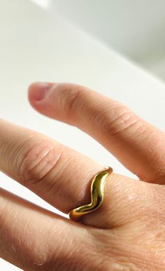 Our simple 18k Gold Plated Wave stacking ring has an organic shape with wavy detailing. Pair two together for a more statement look. Organic Jewelry Design, Yellow Gold Stacking Rings, Wavy Ring, Gold Wave Ring, Hammered Necklace, Tiny Necklace, Wedding Bridesmaid Jewelry, Silver Bar Necklace, Organic Jewelry