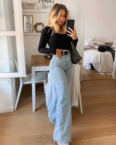 New Style Outfits For Women, Hair Down Outfits, Outfits Ideas 2024, Ideas Outfit Invierno, Winter Outfit Inspirations, Classy Outfits With Jeans, Casual Nice Dinner Outfit, Winter Fits Women, Woman Jeans Outfit