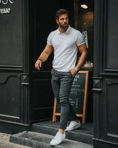 Men's Business Casual Attire - Blend Smart and Casual Seamlessly Men’s Outfits Business Casual, Men Fashion Casual Outfits 2024, Smart Casual Men’s Fashion, Business Casual Outfits Men, Summer Business Casual, Stil Masculin, Mens Smart Casual Outfits, Polo Shirt Outfits, Smart Casual Menswear