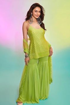 Green kurta with sequin, cutdana, bead embroidery in checkered jaal pattern. Paired with sharara and dupatta. - Aza Fashions Pista Green Sharara For Party, Elegant Pista Green Sharara With Self Design, Summer Wedding Pista Green Sharara, Summer Wedding Sharara With Self Design, डिजाइनर कपड़े, Eastern Dresses, Bridal Sari, Kurta Sharara Set, Kurta Sharara