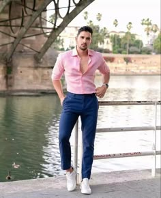 Pant Shirt Combination Men, Shirt Combination Men, Mens Formal Outfits, Formal Dresses For Men, Grooms And Groomsmen, Jacket Art, Grooms Men, Mens Smart Casual Outfits, Vest And Pants