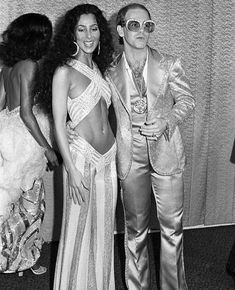 Cher And Elton John, Cher Young, Italian Disco, Studio 54 Fashion, Moda Disco, Studio 54 Outfits, Young Cher