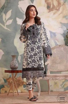 Casual dresses ideas Unstitched Dress Material, Pakistani Salwar Kameez, Dream Wedding Ideas Dresses, Pakistani Suits