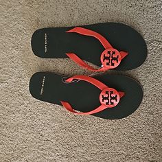 Beautiful Red Casual Tan Flat Flip Flops, Red Cushioned Flip Flops For Vacation, Tory Burch Sandals, Tory Burch Shoes, Black Red, Tory Burch, Black And Red, Women Shoes, Sandals