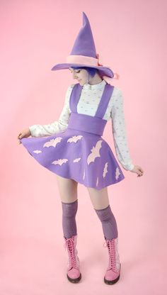 Cute Halloween Outfits, Halloween Mode, Pastel Punk, Pastel Halloween, Diy Kostüm, Halloween Tattoo, Pastel Goth Fashion, Halloween Tags, Witch Outfit