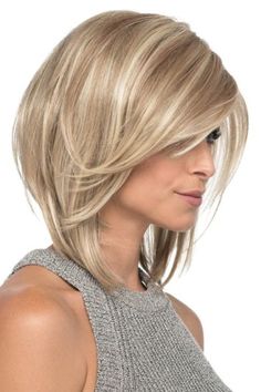 Enchanting Short Hairstyles Ideas For Women To Try 02 Wavy Bob Hairstyles, Choppy Bob Hairstyles, Angled Bob, Long Bob Haircuts, Bob Hairstyles For Fine Hair, Long Bob Hairstyles, Blonde Bobs, Trending Hairstyles