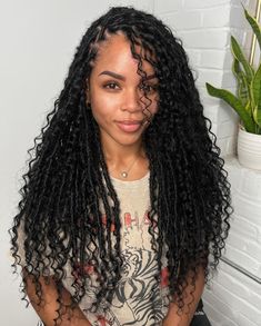 Ocean Locs Hairstyle, Ocean Locs, Jah Locs, Ocean Wave Crochet, Curly Braiding Hair, Black Hair Makeup, Ocean Wave Crochet Hair, Short Undercut, Spain Summer