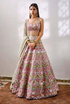 Indian Trending Outfits, Indian Lehenga Modern, Wedding Guest Lengha, Choli Ideas, Multicolor Lehenga, Wedding Lengha, Green Vases