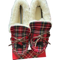 Upper 79% Polyester 16% Cotton 5% Ryan Faux Fur Wpl8046 Club Red, Club Shoes, Comfortable Slippers, Charter Club, Faux Fur, Slippers, Size 7, Women Shoes, Red