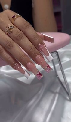 Graduation Nails Medium, Graduation Nails, Cute Acrylic Nail Designs, Nails Medium