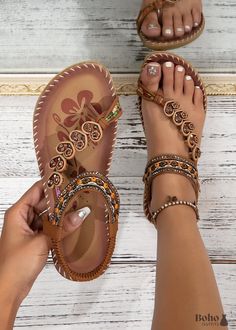 Boho Beach Flat Sandals - Brown / 36 - Shoes Beach Wedding Sandals, Boho Shoes, Open Toed Heels, Wedding Sandals, Designer Sandals, Beach Sandals, Brown Sandals, Us Beaches, Summer Adventures