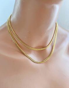 Very Simple 18K gold plated curb chain necklace  ------------------- DETAIL ▪4mm 18K gold plated gold chain (high quality chain made in Japan) ------------------- SIZE *This necklace is available in 3 lengths. 12" - 15" (12" +  adjustable 3 - inch extender) 15" - 18"  (15" + adjustable 3 - inch extender) 18" - 21"  (18" + adjustable 3 - inch extender) *It closes with lobster clasp. -------------------- JEWELRY CARE *Plated brass items are expected to tarnish over time, but to help the plating la Minimalist Gold-plated Curb Chain Necklace, Minimalist Gold Plated Cuban Link Chain Necklace, Gold Minimalist Cuban Link Necklace As Gift, Gold Cuban Link Necklace Minimalist Style, Gold Cuban Link Double Chain Necklace, Gold Minimalist Cuban Link Necklace, Minimalist Gold Cuban Link Necklace, Simple Chain Necklace, Necklace Minimalist Jewelry