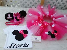 minnie mouse pink birthday outfit Black Minnie Mouse, Minnie Mouse Birthday Outfit, Minnie Mouse Tutu, Minnie Birthday Party, Glitter Crown, Handmade Baby Clothes, Minnie Mouse Pink, Pink Minnie, Minnie Mouse Birthday Party