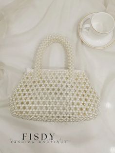 Fisdy - Sophisticated Handbag Embellished with Imitation Pearls Color Blocking Design, Beaded Fashion, Elegant Bags, Bag Bag, Square Bag, Style Elegant, Wedding Decoration, Leather Satchel, Small Bag