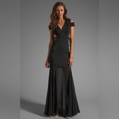 Never Worn. Can Also Be Worn As Gala Attire, Sorority Formal, Red Carpet Wear. Gala Attire, Black Cutout Dress, Chiffon Long Dress, Cutout Maxi Dress, Maxi Dress Wedding, Linen Maxi Dress, Black Wedding Dresses, Black Long Sleeve Dress, Long Black Dress