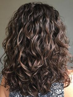 Modern Perm Medium Hair, Hair Ideas For 2023, Modern Perm, Perm Curls, Long Hair Perm, Spiral Perm