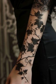 Plants Arm Tattoo, Women With Arm Tattoos, Interesting Tattoo Ideas, Tattoo For Arms Women, Arm Plant Tattoo, Cute Tattoos Arm, Dark Aesthetic Tattoo Ideas, Cover Up Arm Tattoo, Tattoos Dark Aesthetic