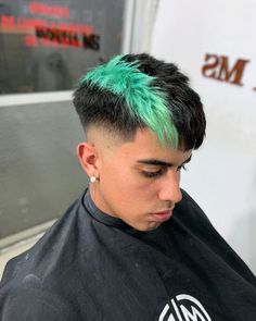 Men Green Hair Color, Men Color Hair Ideas, Colored Mens Hair, Colorful Mens Hair, Cool Hair Dye Ideas For Short Hair Men, Color Hair Ideas Men, Men’s Colored Hair, Men’s Hair Dye Ideas, Mens Colored Hair Ideas