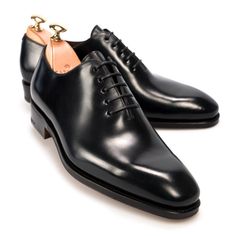 WHOLECUT OXFORD IN BLACK CORDOVAN | CARMINA Carmina Shoes, Best Men Shoes, Wholecut Oxford, Business Shoe, Dress Man, Cordovan Shoes, Formal Dresses For Men, Mens Business Shoes, Classic Tailoring