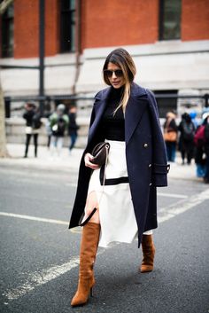 Navy Blue Turtleneck Outfits, Navy Coat Outfit Winter Wear, Navy Blue Coat Outfit, Turtleneck Outfits, Camel Boots, Ferragamo Bag