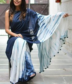 Tie And Dye Saree, Cotton Sarees Online Shopping, Shibori Sarees, Sari Design, Indian Sari Dress, Dance Playlist, Cotton Sarees Online, Lace Saree, Tie Dye Fashion