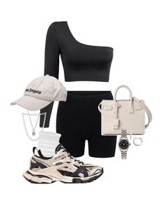 Sporty Summer, Track Star, Sporty Looks, Summer Ootd, Balenciaga Track, Casual Street Style