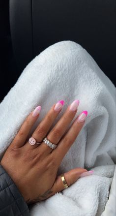 Pink Nail With Chrome, Pink Inspo Nails, Pink Bachelorette Nails, Pink Nashville Nails, Holiday Nails Pink, Bachelorette Nails, Dots Nails, Coffin Nails Long, Summery Nails