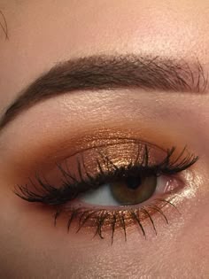 Gold Eyeshadow Looks, Warm Makeup, Natural Eye Makeup Tutorial, Best Eyeshadow, Colorful Eye Makeup, Hooded Eyes, Natural Eyes