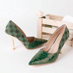 Green Printed High Heels Green Sexy High Brand New In Box Elegant Crocodile Pattern Heels For Party, Glamorous Green Closed Toe Heels, Elegant Party Heels With Crocodile Pattern, Office High Heels With Crocodile Pattern, Crocodile Pattern High Heels For Office, Fitted High Heels With Crocodile Pattern, Elegant High Heels With Crocodile Pattern, Green Closed-toe Heels With Wooden Heel, Green Leather Ankle-high Heels