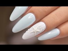 White Summer Nails Beach, Beach Nails White, Sea Star Nails, Sea Nails Designs, Seashell Nails Design, Sea Shell Nail Art, Under The Sea Nails, Sea Nail Art