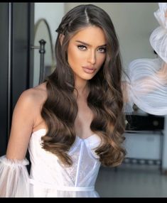 Emily Makeup, David Hair, Bridesmaid Hair Inspo, Bridal Hair Down, Gymnastics Hair, Hair Inspiration Long, Bridesmaid Hair Makeup, Spring Hair Color