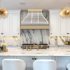 SINDA Brushed Stainless Steel Custom Vent Hood with Brass Straps Kitchen Backsplash Behind Hood, Large Hood Kitchen, Large Kitchen Hood, Range Hood Vaulted Ceiling, Brass Vent Hood, Kitchen Stove Hoods Ideas, Hood Vent Ideas, Hood Vents Kitchen, Range Hoods Ideas