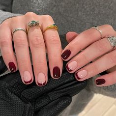 Square Oval Nails, Burgundy Nail Designs, Old Money Nails, Money Nails, Nail Types, Short Gel Nails, Fall Gel Nails, Short Almond